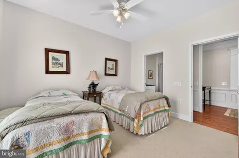 Bedroom - 20698 Crescent Pointe Pl, Ashburn, VA 20147 photo 2 of 8