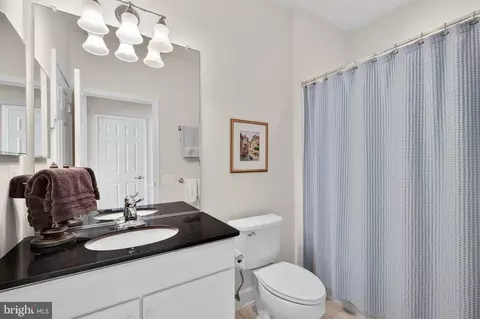Bath - 20698 Crescent Pointe Pl, Ashburn, VA 20147 photo 1 of 4