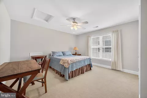Bedroom - 20698 Crescent Pointe Pl, Ashburn, VA 20147 photo 7 of 8