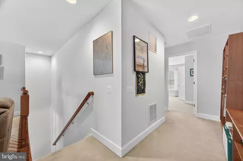 Entry Way - 20698 Crescent Pointe Pl, Ashburn, VA 20147 photo 8 of 8
