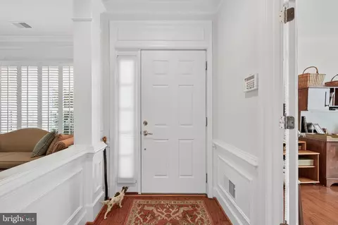 Entry Way - 20698 Crescent Pointe Pl, Ashburn, VA 20147 photo 1 of 8