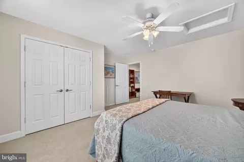 Bedroom - 20698 Crescent Pointe Pl, Ashburn, VA 20147 photo 8 of 8