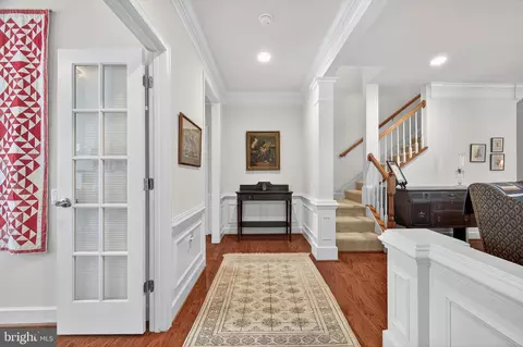 Entry Way - 20698 Crescent Pointe Pl, Ashburn, VA 20147 photo 2 of 8