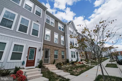 42588 Pitlochry Ter, Sterling, VA 20166
