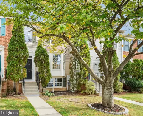 23032 Potomac Hill Sq, Sterling, VA 20166