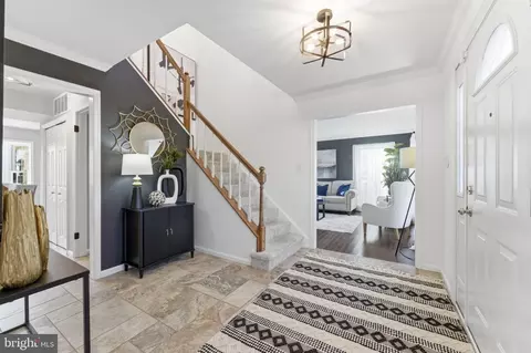 Entry Way - 44202 Bristow Cir, Ashburn, VA 20147 photo 2 of 6
