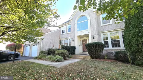 21439 Kenyon Ct, Sterling, VA 20164