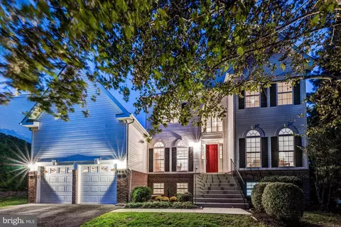 724 Godfrey Ct SE, Leesburg, VA 20175