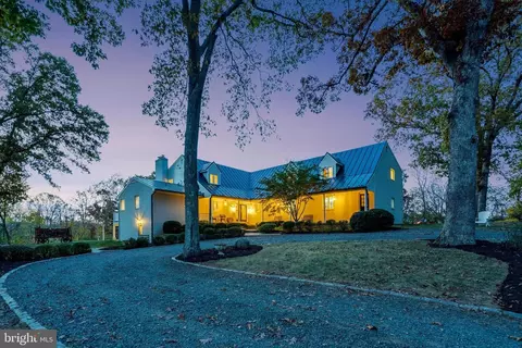 19328 Lincoln Rd, Purcellville, VA 20132