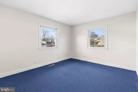 Bedroom - 604 S Birch St S, Sterling, VA 20164 photo 6 of 7