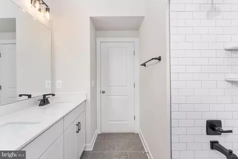 45205 Drowes Ter, Sterling, VA 20166 photo 26