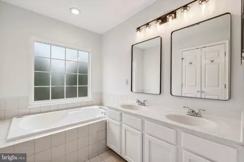 44289 Suscon Sq, Ashburn, VA 20147 photo 22