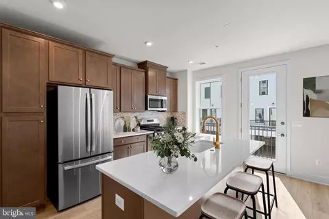 21748 Dollis Hill Ter, Broadlands, VA 20148