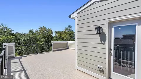 44591 Strabane Ter, Ashburn, VA 20147 photo 35