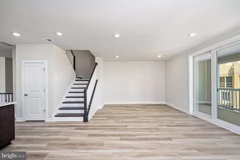 44591 Strabane Ter, Ashburn, VA 20147 photo 17