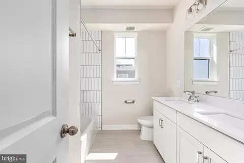44591 Strabane Ter, Ashburn, VA 20147 photo 30