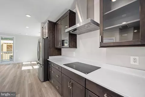 44591 Strabane Ter, Ashburn, VA 20147 photo 9