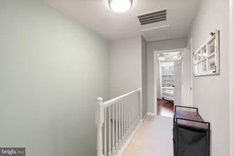 Entry Way - 43273 Clearnight Ter, Ashburn, VA 20147 photo 8 of 11