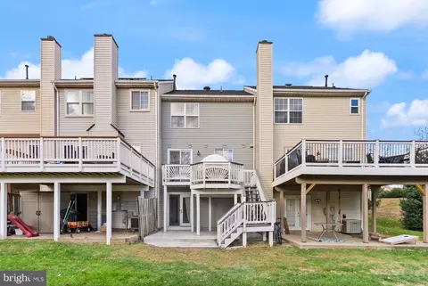 Exterior - 43273 Clearnight Ter, Ashburn, VA 20147 photo 9 of 10