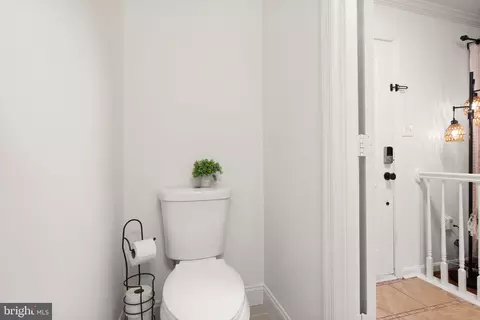 Entry Way - 43273 Clearnight Ter, Ashburn, VA 20147 photo 6 of 11