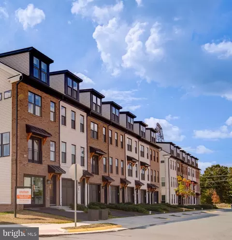 42129 Hazel Grove Ter, Ashburn, VA 20148