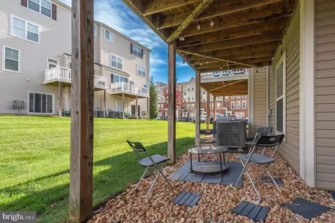 43376 Town Gate Sq, Chantilly, VA 20152 photo 31