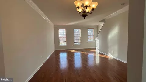 42828 Nations St, Chantilly, VA 20152 photo 2