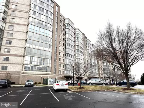 19355 Cypress Ridge Ter #503, Leesburg, VA 20176