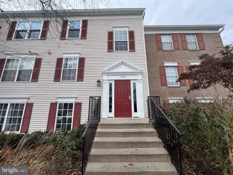 109 Fort Evans Rd SE #B, Leesburg, VA 20175