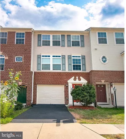 41753 Cynthia Ter, Aldie, VA 20105