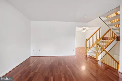 Living - 43494 Postrail Sq, Ashburn, VA 20147 photo 4 of 7