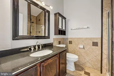 Bath - 43494 Postrail Sq, Ashburn, VA 20147 photo 5 of 6