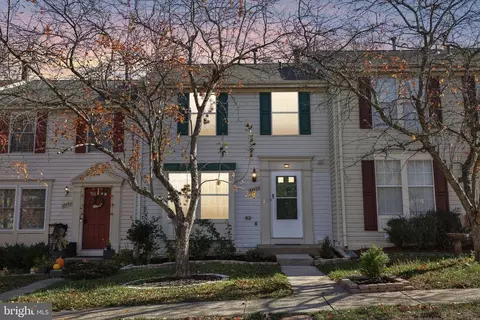 Exterior - 43494 Postrail Sq, Ashburn, VA 20147 photo 2 of 2