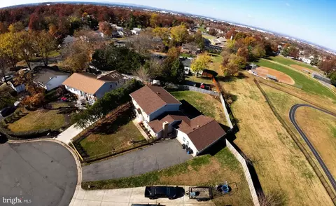 503 S Maple Ct, Sterling, VA 20164 photo 38