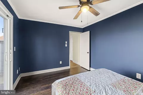 503 S Maple Ct, Sterling, VA 20164 photo 17