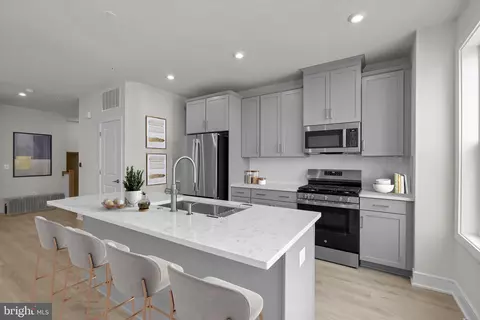 43302 Farringdon Sq, Broadlands, VA 20148