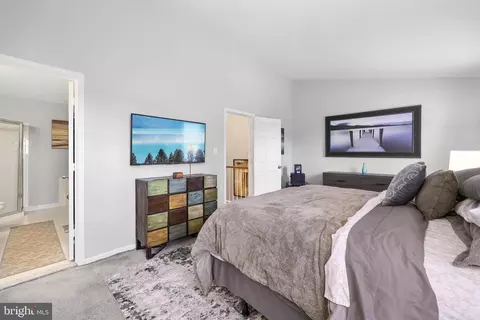 Bedroom - 44004 Florence Ter, Ashburn, VA 20147 photo 2 of 4