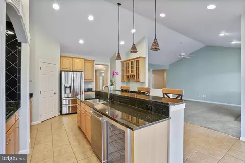 Kitchen - 42831 Falling Leaf Ct, Ashburn, VA 20148 photo 2 of 4
