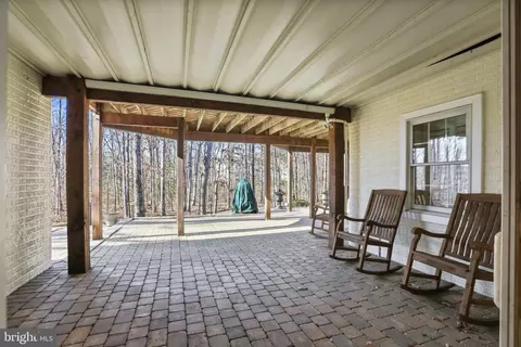 Exterior - 42831 Falling Leaf Ct, Ashburn, VA 20148 photo 3 of 13