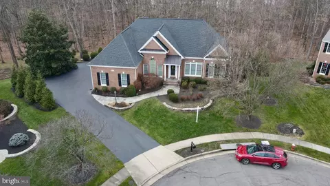 View/Area - 42831 Falling Leaf Ct, Ashburn, VA 20148 photo 2 of 2