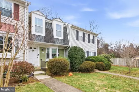 57 Bickel Ct, Sterling, VA 20165