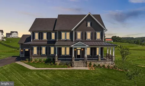 14914 Mogul Ct, Waterford, VA 20197