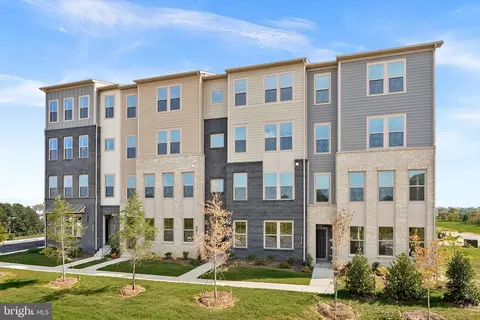 19750 Misty Moss Sq #1A, Ashburn, VA 20147