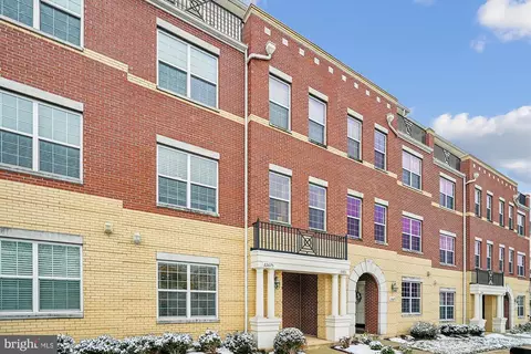 22675 Beacon Crest Ter, Brambleton, VA 20148