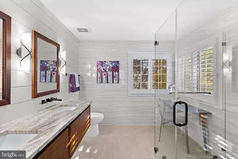 Bath - 20340 Advantage Ct, Ashburn, VA 20147 photo 1 of 5