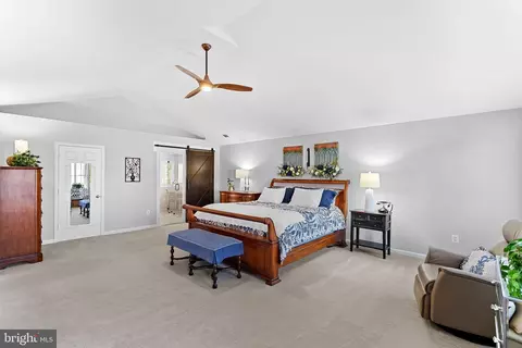 Bedroom - 20340 Advantage Ct, Ashburn, VA 20147 photo 3 of 7