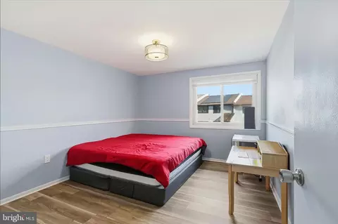 Bedroom - 26 Carousel Ct, Sterling, VA 20164 photo 4 of 7