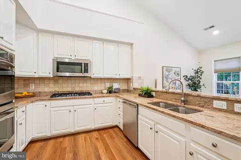 20439 Old Grey Pl, Ashburn, VA 20147 photo 7