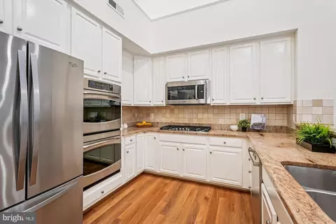 20439 Old Grey Pl, Ashburn, VA 20147 photo 8