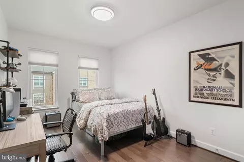 Bedroom - 20379 Codman Dr, Ashburn, VA 20147 photo 3 of 4